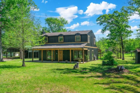 Tranquil Country Escape 4 Bedrooms Pond Firepit